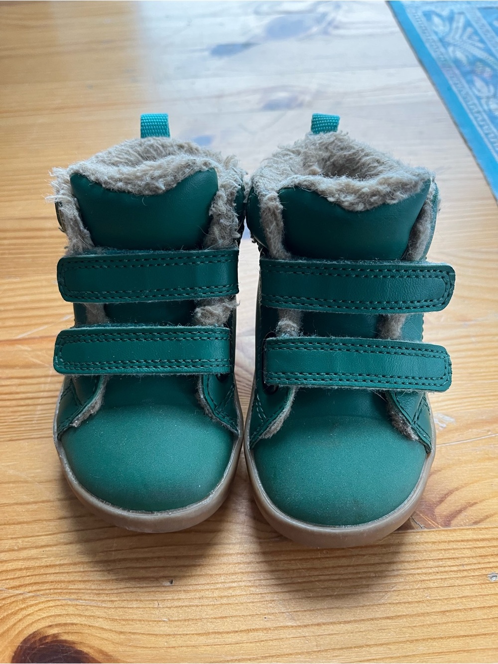 Ten Little Green Furry High Top 4.5